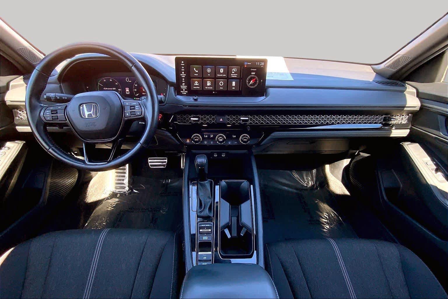 Used 2024 Honda Accord Sport image 15