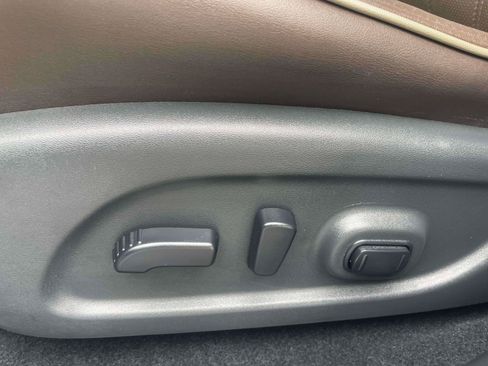 Used 2019 INFINITI QX60 Luxe w/ Essential Package FWD image 13