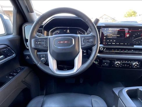 Used 2026 GMC Sierra 1500 SLT RWD image 5