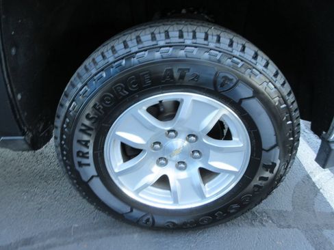 Certified 2018 Chevrolet Silverado 1500 LT AWD/4WD image 9