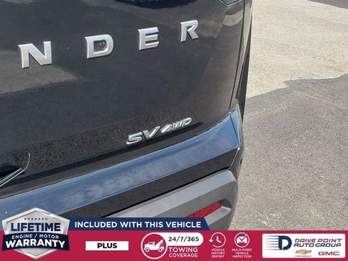 Used 2024 Nissan Pathfinder SV image 10