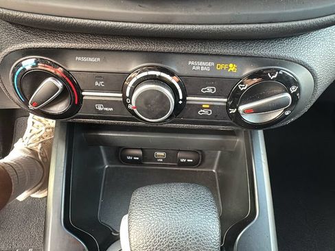 Used 2024 Kia Soul LX w/ Option Group 015 FWD image 20