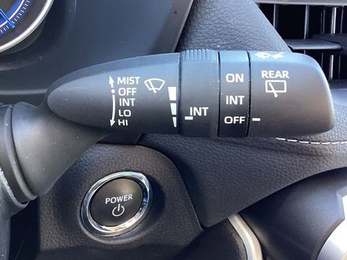 Used 2025 Toyota RAV4 XLE image 23