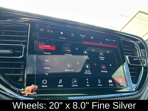 Used 2025 Dodge Durango GT image 33