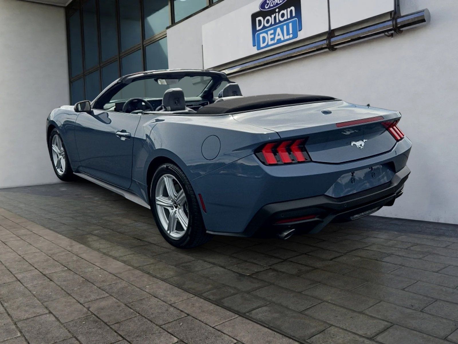 Used 2026 Ford Mustang Premium RWD image 5