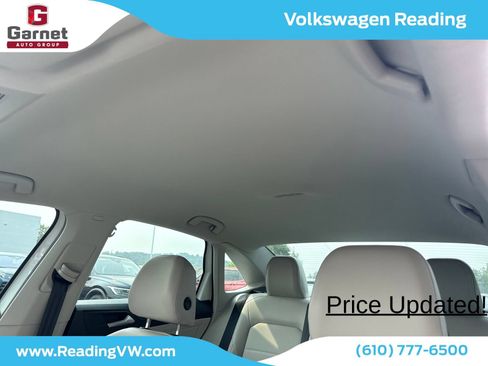 Used 2023 Volkswagen Jetta SE FWD image 13