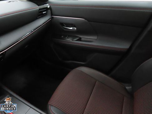 Used 2025 Nissan Kicks SR AWD/4WD image 19