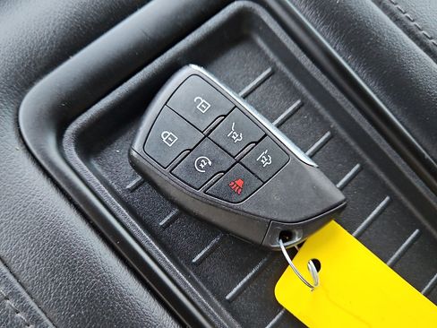 Used 2024 Chevrolet Tahoe LT RWD image 20