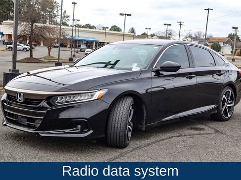 Used 2022 Honda Accord Sport image 3