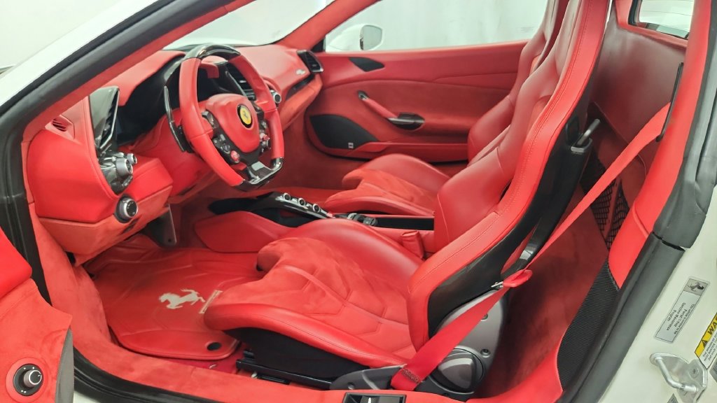 Used 2017 Ferrari 488 Spider RWD image 34