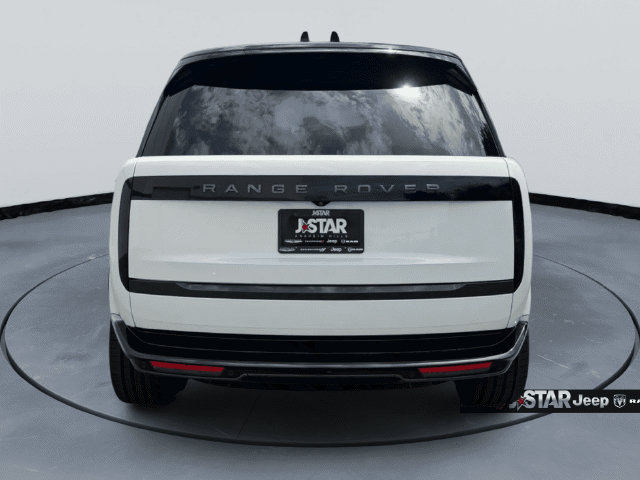 Used 2024 Land Rover Range Rover SE AWD/4WD image 6