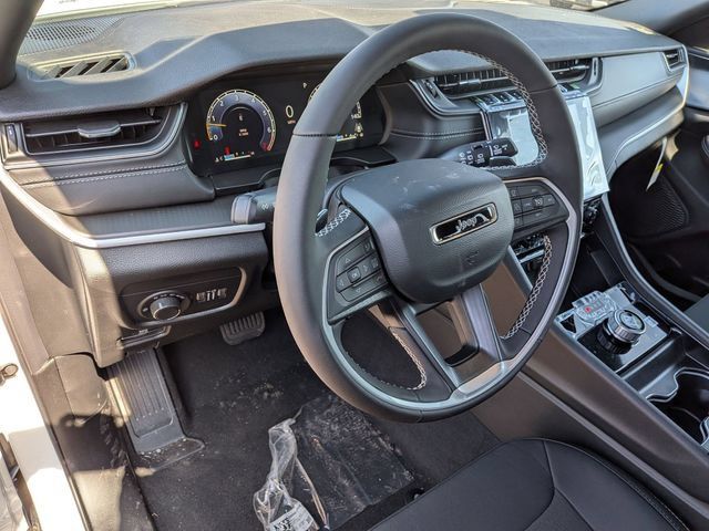 New 2026 Jeep Grand Cherokee L 4WD image 11