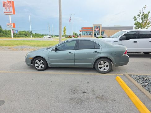 Used 2006 Ford Fusion SE FWD image 1