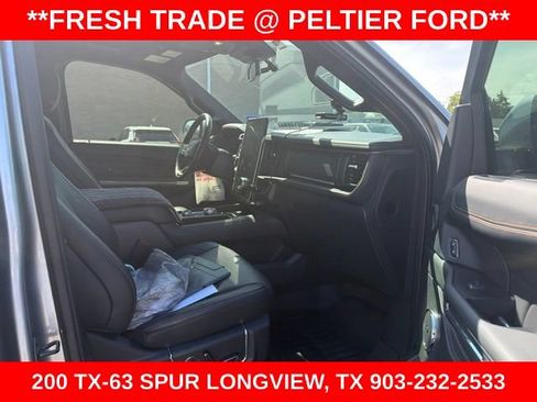 Used 2024 Ford Expedition Max Platinum AWD/4WD image 28