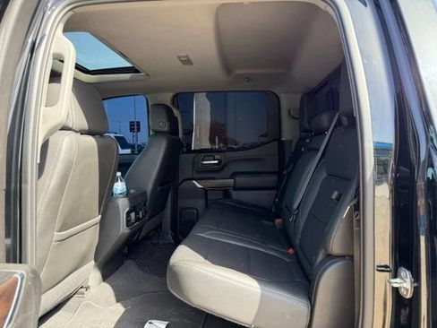 Used 2020 GMC Sierra 1500 SLT RWD image 13