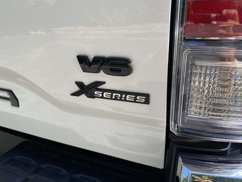Used 2022 Toyota Tacoma TRD Off-Road AWD/4WD image 44