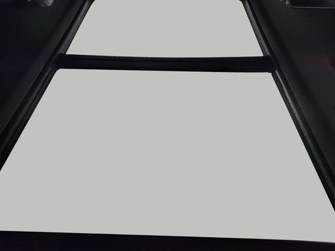 Used 2024 Cadillac Escalade ESV Premium Luxury image 30