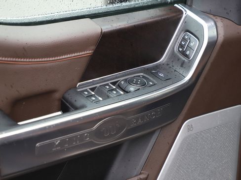 Used 2023 Ford F250 King Ranch image 23