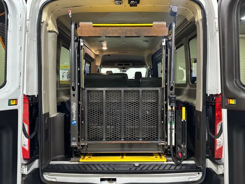 Used 2015 Ford Transit 250 148 Medium Roof image 24