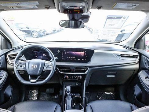 Used 2024 Buick Encore GX Sport Touring image 13