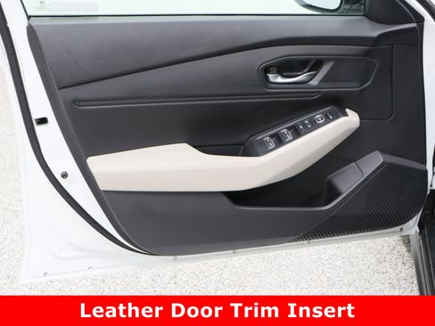 Used 2024 Honda Accord EX image 12