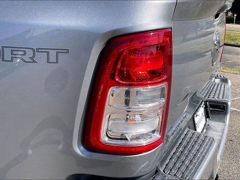 Used 2024 RAM 3500 Big Horn w/ Sport Appearance Package image 28