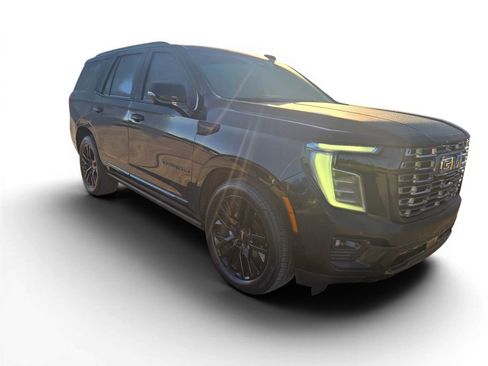 Used 2025 GMC Yukon Denali Ultimate w/ LPO, Floor Liner Package AWD/4WD image 2