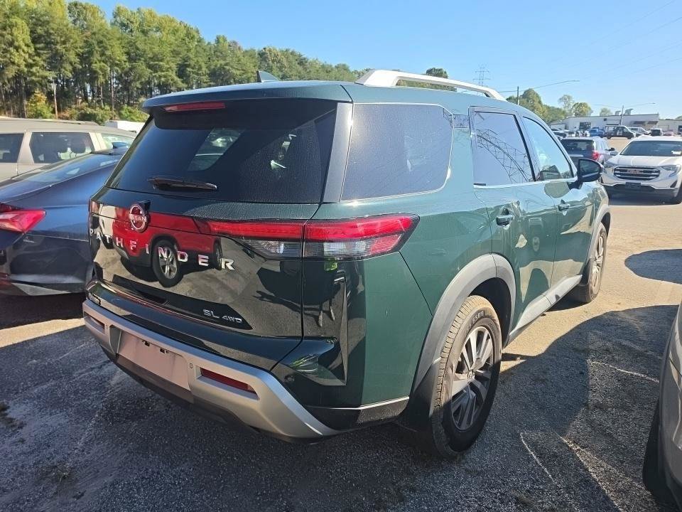 Used 2022 Nissan Pathfinder SL w/ Cargo Package AWD/4WD image 4