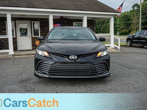 Used 2023 Toyota Camry LE FWD image 11