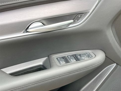 New 2025 Cadillac XT5 Luxury w/ LPO, Floor Liner Package image 17