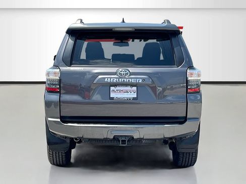Used 2019 Toyota 4Runner SR5 Premium AWD/4WD image 6