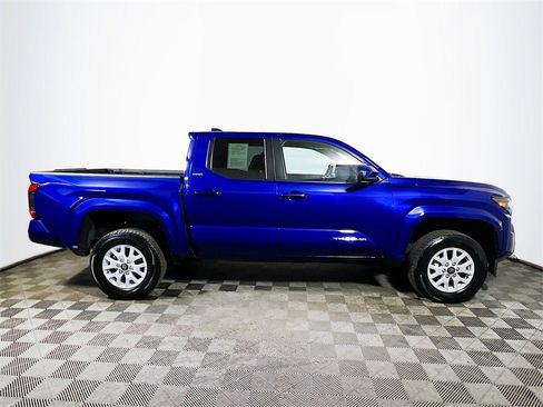 Certified 2024 Toyota Tacoma SR5 image 9