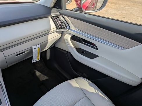 New 2026 MAZDA CX-90 Plug-In Hybrid w/ Premium Plus image 17