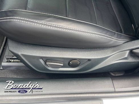 Used 2023 Ford Mustang GT Premium w/ Equipment Group 401A RWD image 9