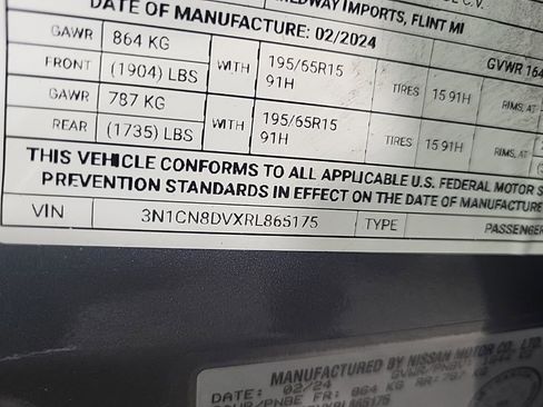 Used 2024 Nissan Versa S image 19