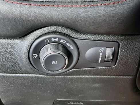 Used 2023 Dodge Durango GT AWD/4WD image 10