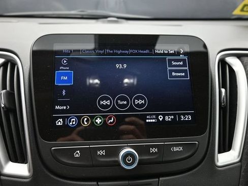 Used 2024 Chevrolet Malibu LT FWD image 27