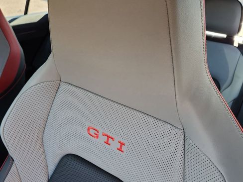 New 2026 Volkswagen GTI SE FWD image 6