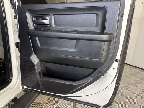Used 2015 RAM 2500 Tradesman image 24