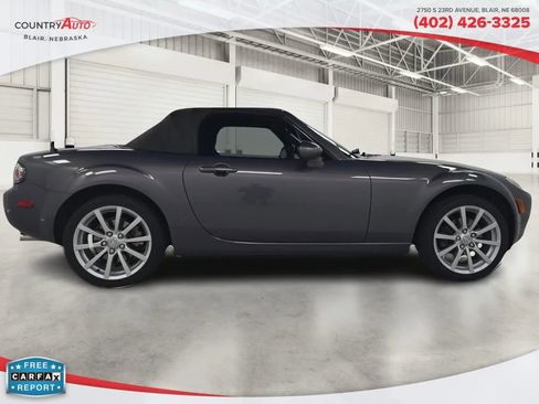 Used 2006 MAZDA MX-5 Miata Sport w/ Suspension Pkg image 6