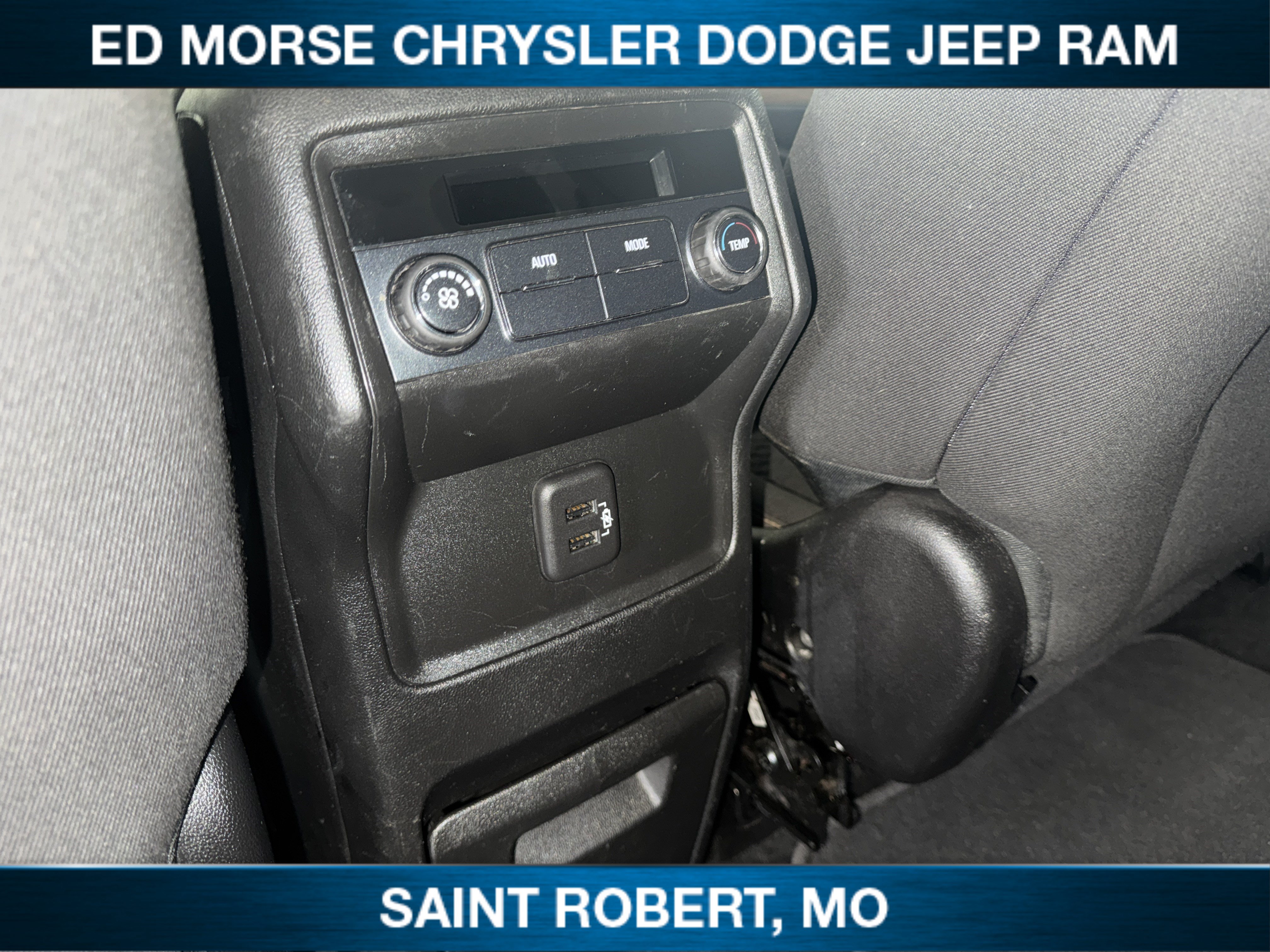 Used 2019 GMC Acadia SLE w/ Driver Alert Package I AWD/4WD image 28