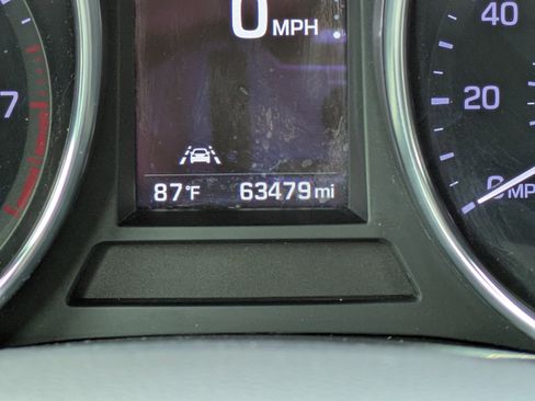 Used 2018 Hyundai Santa Fe Sport w/ 2.0T Ultimate Tech Package 05 FWD image 30