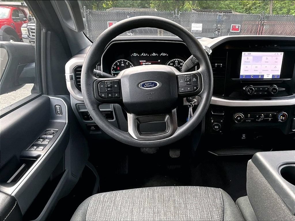 Used 2023 Ford F150 XLT AWD/4WD image 5