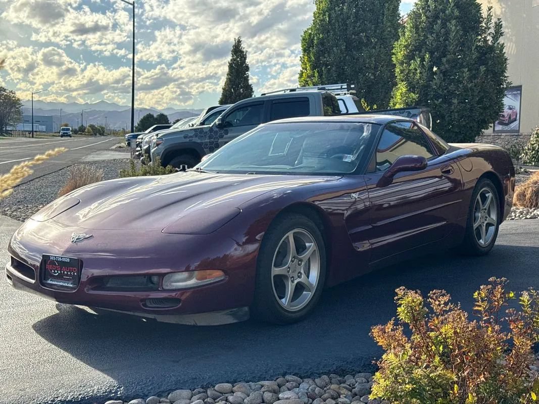 Used 2003 Chevrolet Corvette Coupe w/ Preferred Equipment Group RWD image 20