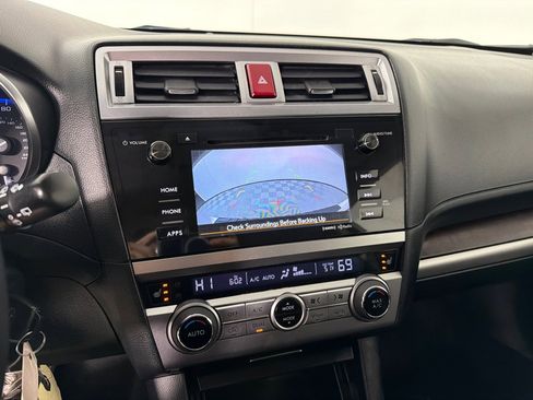 Used 2015 Subaru Outback 2.5i Limited image 17