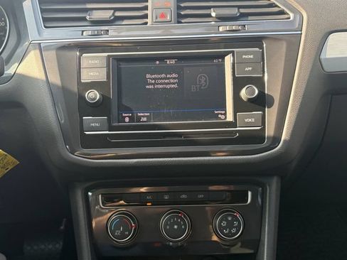 Used 2020 Volkswagen Tiguan S FWD image 12