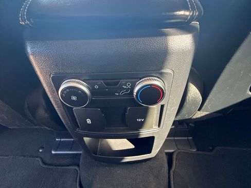 Used 2020 Ford Explorer XLT w/ Equipment Group 202A RWD image 23