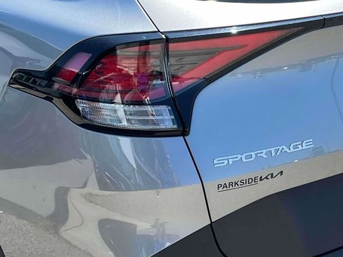 Used 2023 Kia Sportage LX FWD image 33