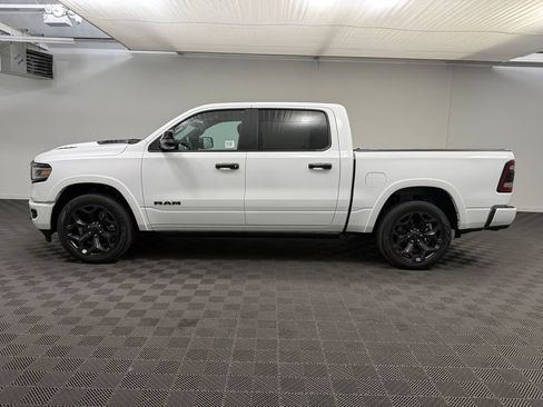 Used 2024 RAM 1500 Limited AWD/4WD image 2