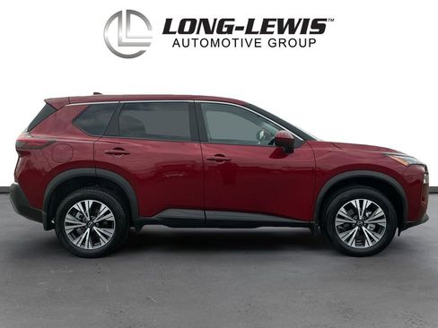 Used 2023 Nissan Rogue SV image 8